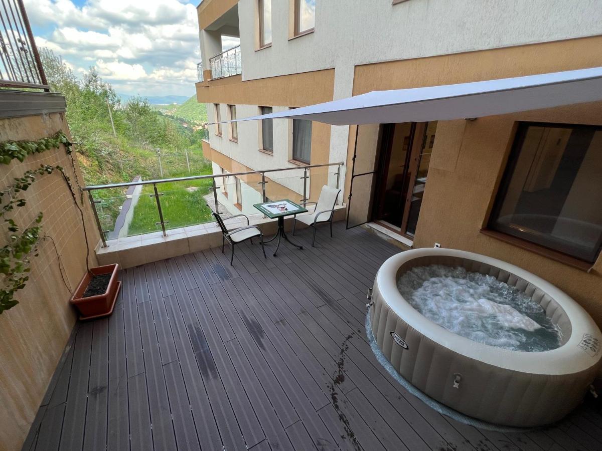 Coroni Studio With Jacuzzi Braşov Exterior foto